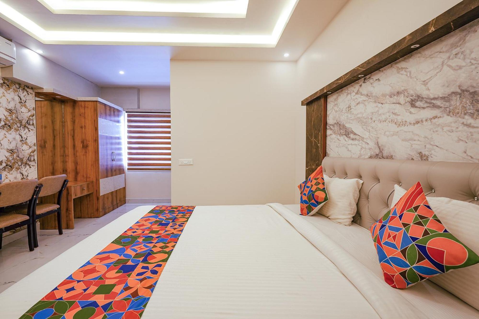 Fabhotel Prime Mayuri Residency บังกาลอร์ ภายนอก รูปภาพ